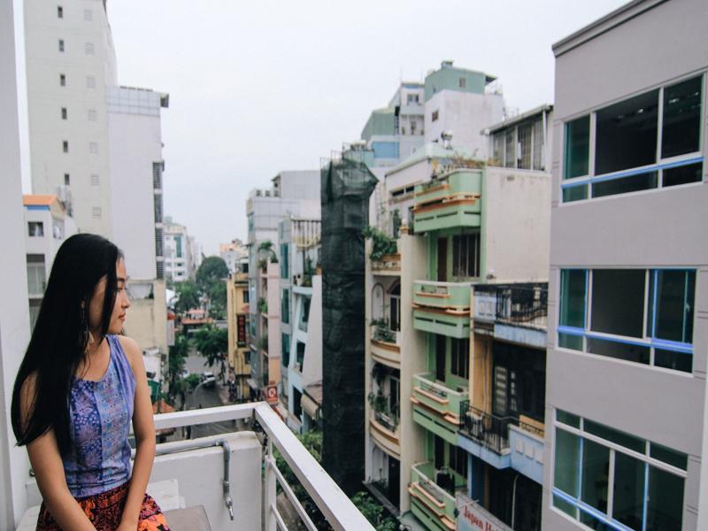 Wanderlust Saigon Hostel & Rooftop Bar Хошимін Екстер'єр фото